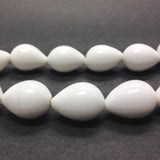 15X10MM White Glass Pearshape Bead (36 pieces)