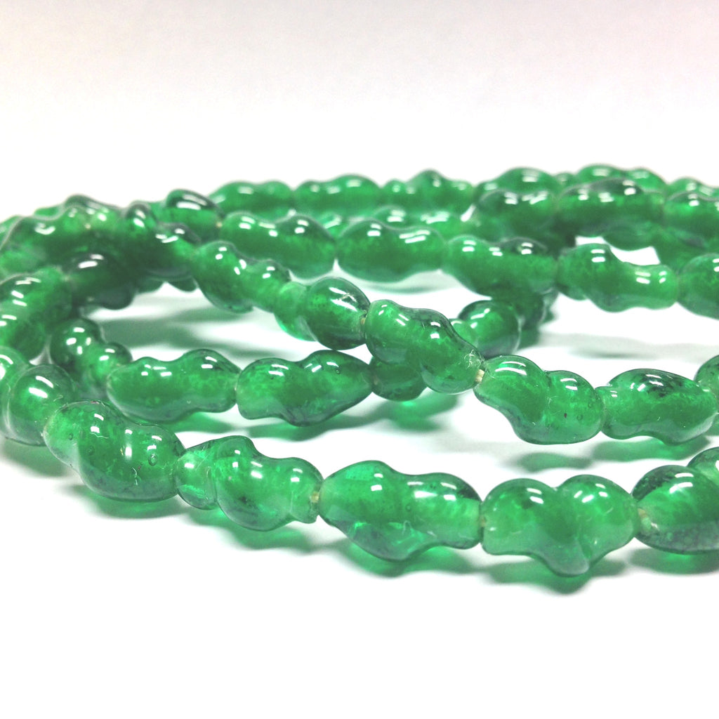 12X8MM Emerald Green Twisted Glass Oval Bead (60 pieces)