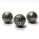 18MM Antique Silver Heart Bead (12 pieces)