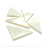 21X11MM White MOP Shell Triangle Cab (72 pieces)